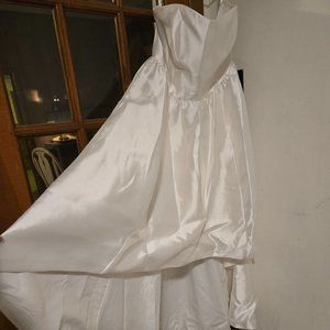 Size 18 Davids Bridal Wedding dress